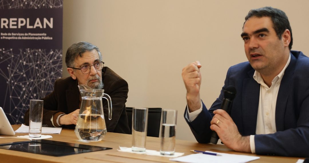 Relatório Megatendências 2050 apresentado na Academia Militar